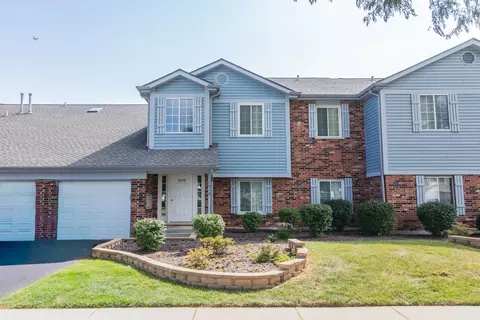 1515 Mercury Dr #4, Schaumburg, IL 60193