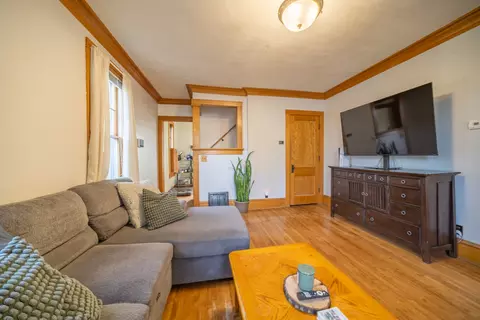 Living - 754 South St, Elgin, IL 60123 photo 2 of 2