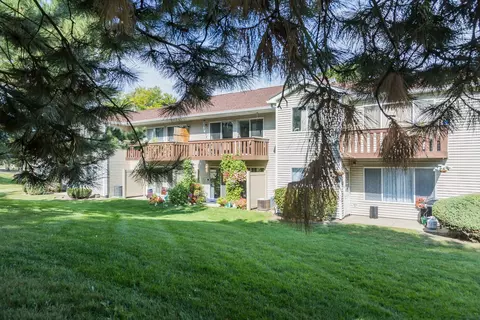 699 Greenfield Ct #B2, Bartlett, IL 60103 photo 15