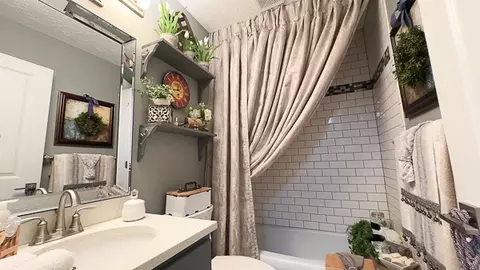 Bath - 1316 Rutledge Rd, Bloomington, IL 61704 photo 1 of 5