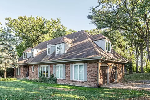 17 Baybrook Ln, Oak Brook, IL 60523