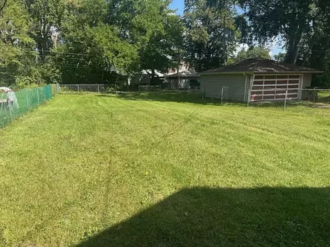Exterior - 506 E 144th Pl, Dolton, IL 60419 photo 5 of 7