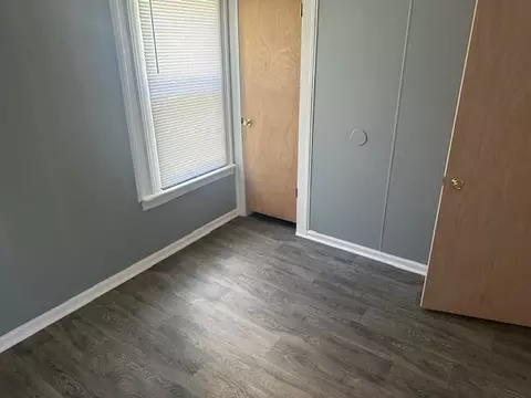 Bedroom - 506 E 144th Pl, Dolton, IL 60419 photo 2 of 4
