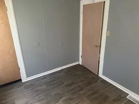 Bedroom - 506 E 144th Pl, Dolton, IL 60419 photo 1 of 4