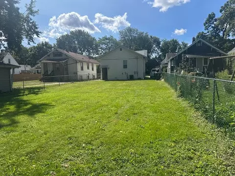 Exterior - 506 E 144th Pl, Dolton, IL 60419 photo 4 of 7