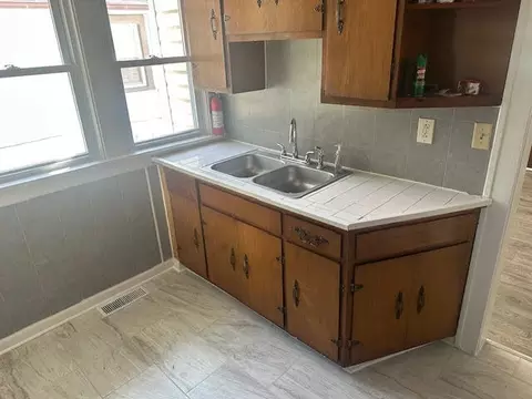 Kitchen - 506 E 144th Pl, Dolton, IL 60419 photo 1 of 3