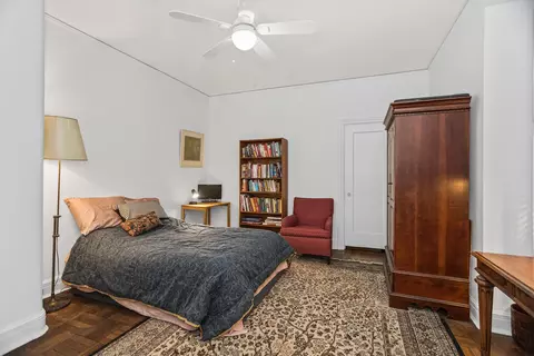 Bedroom - 222 E Chestnut St #3D, Chicago, IL 60611 photo 2 of 5