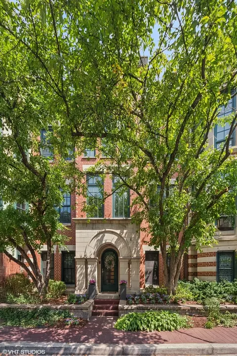 2609 N Greenview Ave #F, Chicago, IL 60614
