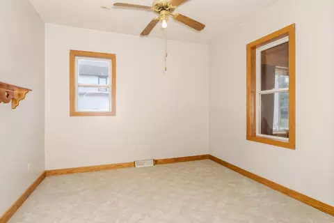125 E Cleveland St, Cullom, IL 60929 photo 9