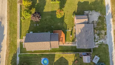 125 E Cleveland St, Cullom, IL 60929 photo 37