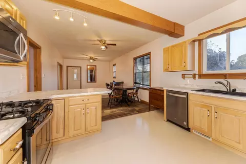 125 E Cleveland St, Cullom, IL 60929 photo 16