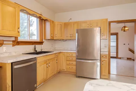 125 E Cleveland St, Cullom, IL 60929 photo 14