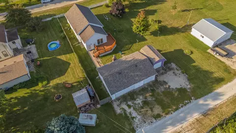125 E Cleveland St, Cullom, IL 60929 photo 38