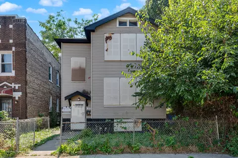 209 W 117th St, Chicago, IL 60628