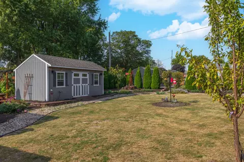 Exterior - 502 W Jeffery St, Cullom, IL 60929 photo 12 of 17