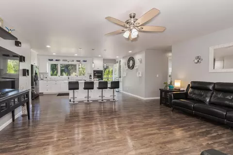 Other - 502 W Jeffery St, Cullom, IL 60929 photo 5 of 10