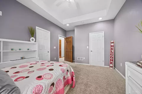 Bedroom - 2089 Sunset View Ln, Kankakee, IL 60901 photo 2 of 5