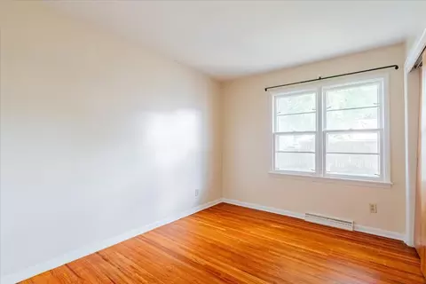 Bedroom - 809 Elm St, Bloomington, IL 61701 photo 3 of 7
