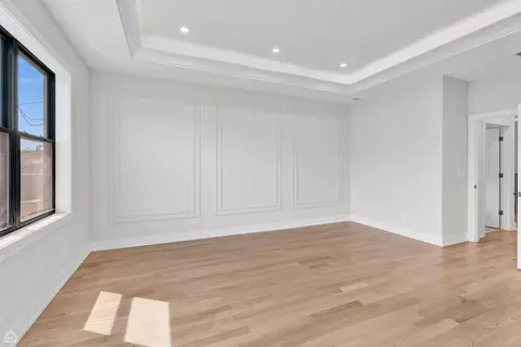 3905 N Drake Ave, Chicago, IL 60618 photo 15