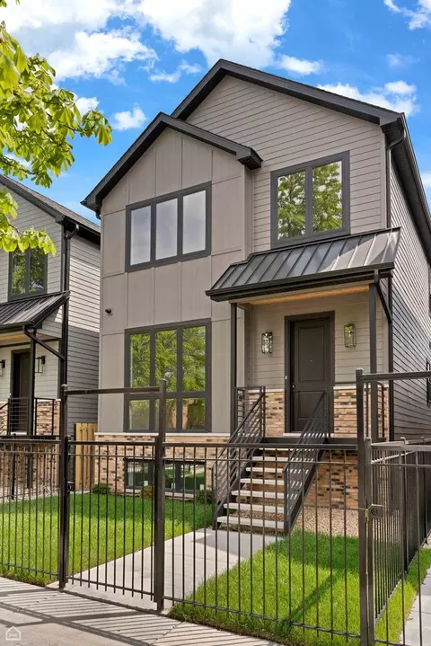 3905 N Drake Ave, Chicago, IL 60618 photo 2