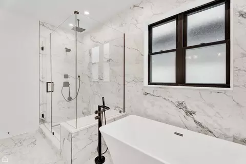 3905 N Drake Ave, Chicago, IL 60618 photo 17
