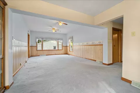 Living - 200 N Front St, Odell, IL 60460 photo 4 of 5