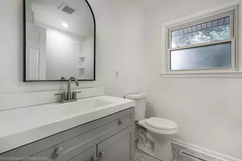 Bath - 1715 Flower St, Mchenry, IL 60050 photo 1 of 3