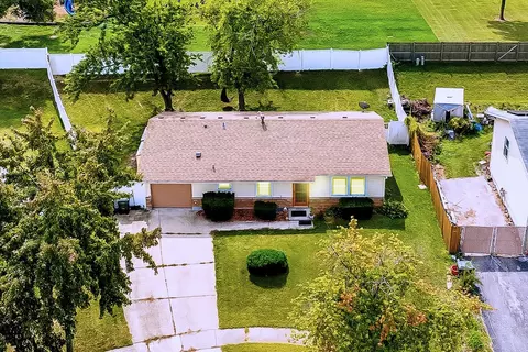 3501 School Dr, Country Club Hills, IL 60478
