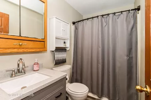 Bath - 1506 N River Rd, Mchenry, IL 60051 photo 1 of 1