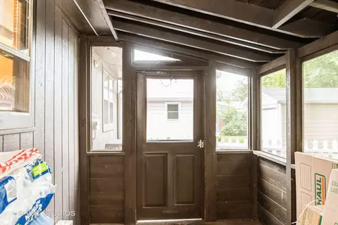 Exterior - 1506 N River Rd, Mchenry, IL 60051 photo 3 of 7