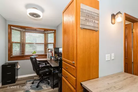 Entry Way - 1506 N River Rd, Mchenry, IL 60051 photo 1 of 1