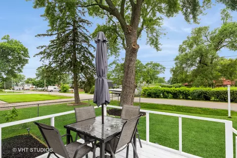 Exterior - 1506 N River Rd, Mchenry, IL 60051 photo 2 of 7
