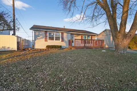 9156 W 161st Pl, Orland Hills, IL 60487