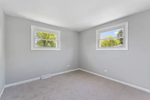 Bedroom - 2711 Lancaster Dr, Markham, IL 60428 photo 3 of 3