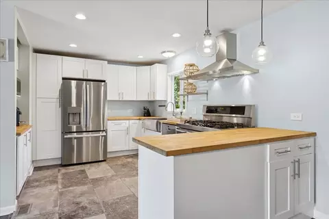 370 Flagstaff Ln, Hoffman Estates, IL 60169 photo 7