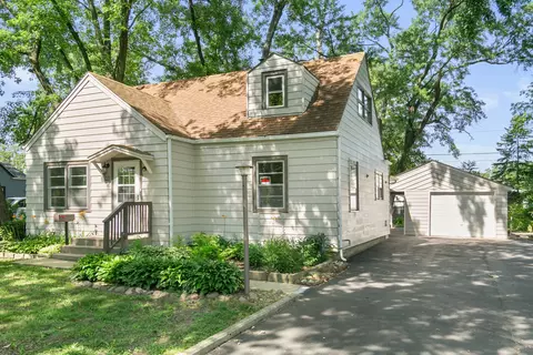14348 Knox Ave, Midlothian, IL 60445