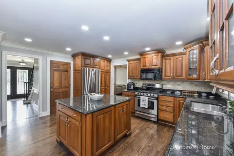1645 Burning Trail Ct, Wheaton, IL 60189 photo 10
