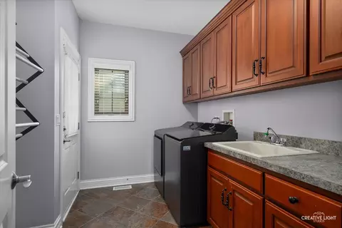 Other - 539 Eagle Brook Ln, Naperville, IL 60565 photo 4 of 7