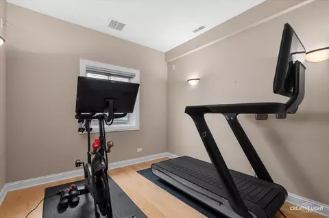 Bedroom - 539 Eagle Brook Ln, Naperville, IL 60565 photo 6 of 7