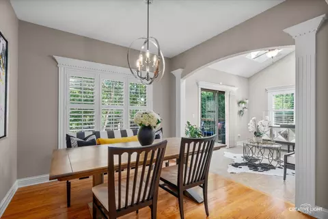 Dining - 539 Eagle Brook Ln, Naperville, IL 60565 photo 2 of 2