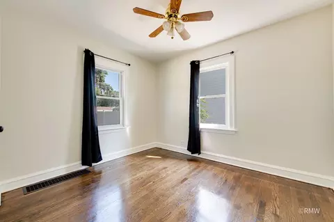 Bedroom - 215 E Pine Ave, Bensenville, IL 60106 photo 1 of 2