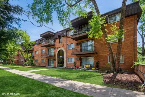 2340 186th St #28, Lansing, IL 60438