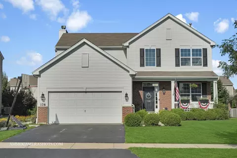 178 Easton Dr, Gilberts, IL 60136