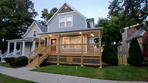 3003 Wesley Ave, Berwyn, IL 60402