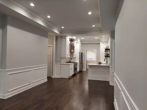 Entry Way - 3003 Wesley Ave, Berwyn, IL 60402 photo 4 of 10