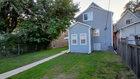 Exterior - 3003 Wesley Ave, Berwyn, IL 60402 photo 5 of 6