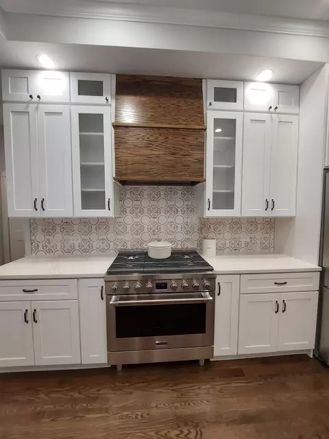 Kitchen - 3003 Wesley Ave, Berwyn, IL 60402 photo 2 of 5