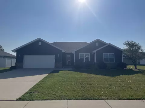 5734 Old Manor Rd, Bourbonnais, IL 60914