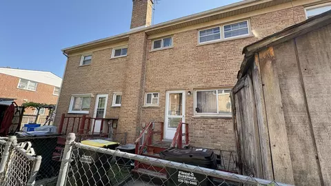 Exterior - 9485 Sumac Ave #C, Des Plaines, IL 60016 photo 3 of 3