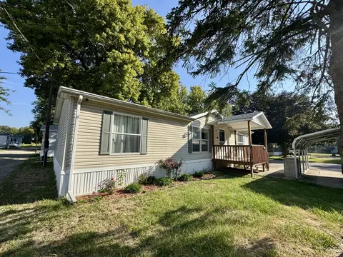 236 Brandy Ave, Princeton, IL 61356 photo 2